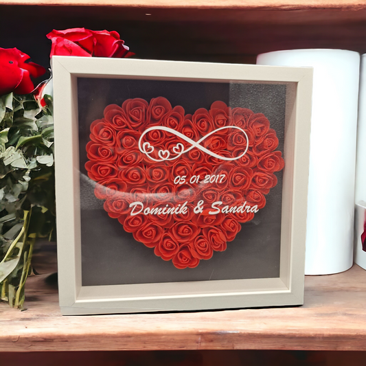 Rosenherz "unendlichkeit" mit Namen und Datum