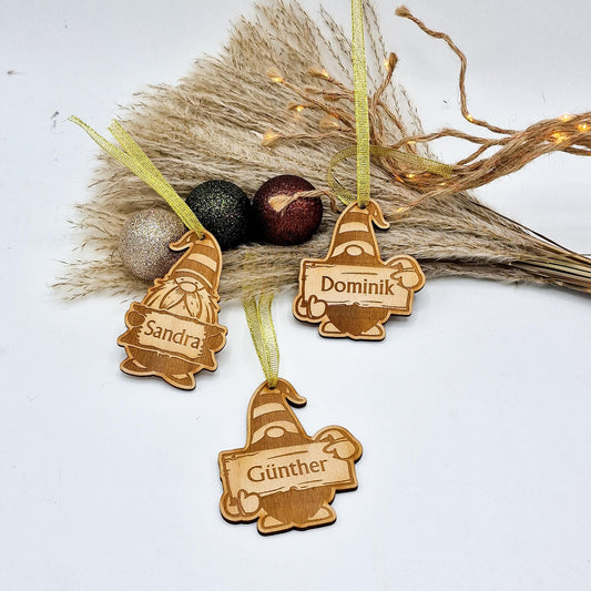 Geschenkanhänger Wichtel mit Namen - Namenskarten Platzkarten Anhänger