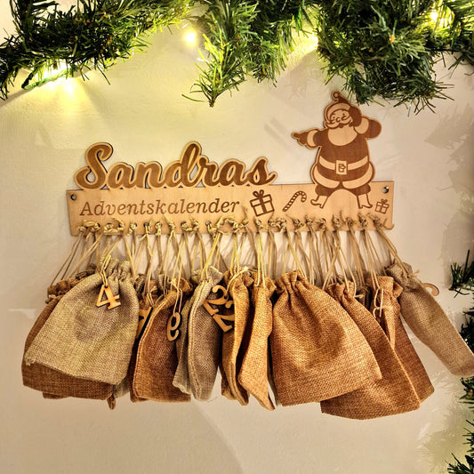 Personalisierter Adventskalender mit Name aus Holz, mit Jutesäckchen für DIY zum befüllen