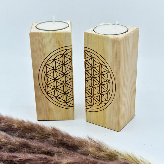 Zirbendeko Zirbensäulen Teelichthalter Kerzenhalter Blume des Lebens