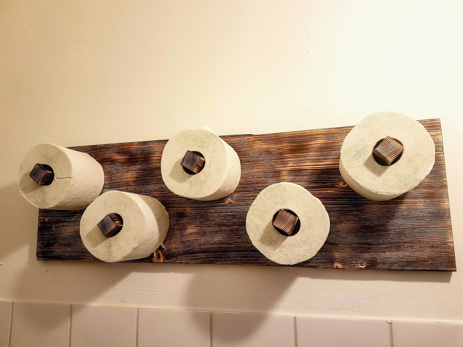 toilettenpapier aufbewahrung holz Klopapierhalter Toilettenpapierhalter rustikal – Holzteufel