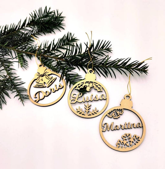 Personalisierte Geschenkanhänger – Christbaumanhänger – Weihnachten - Weihnachtskugel mit Namen
